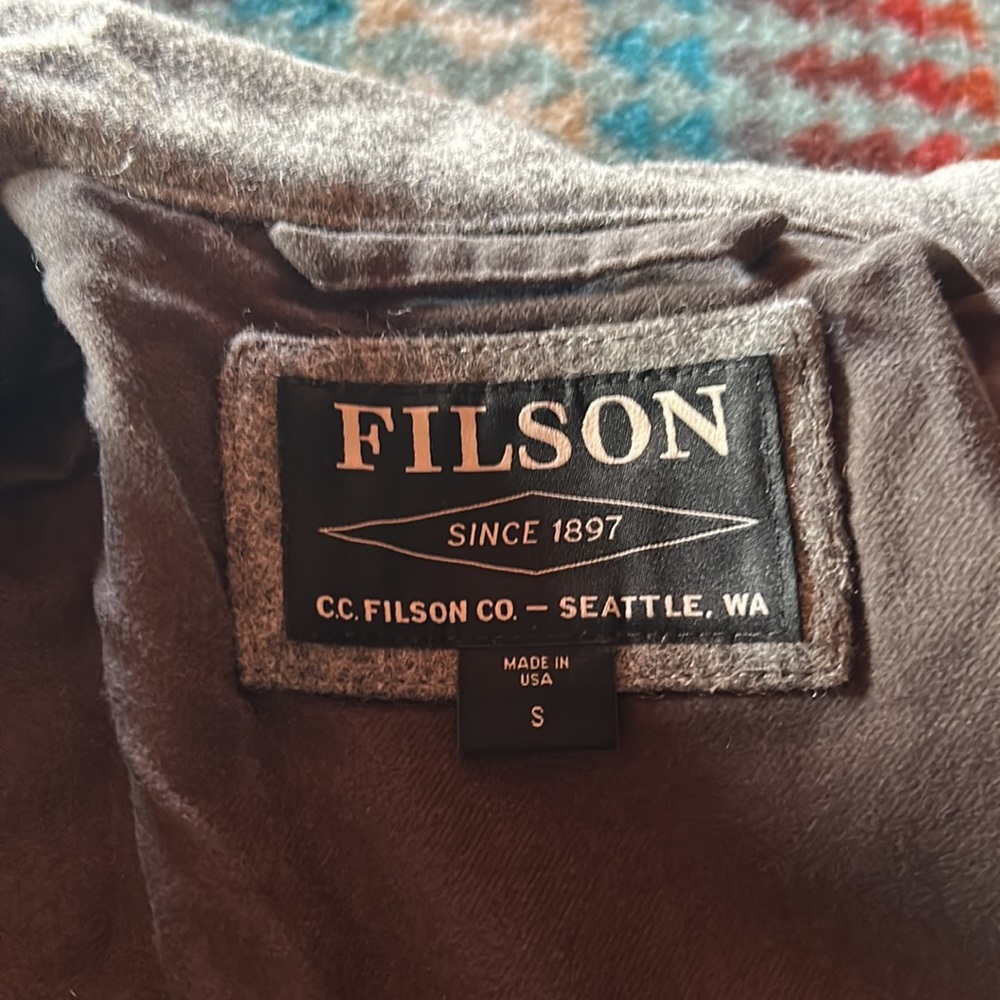 Filson Seattle lined wool cruiser Gray NWT - Picture 5 of 14